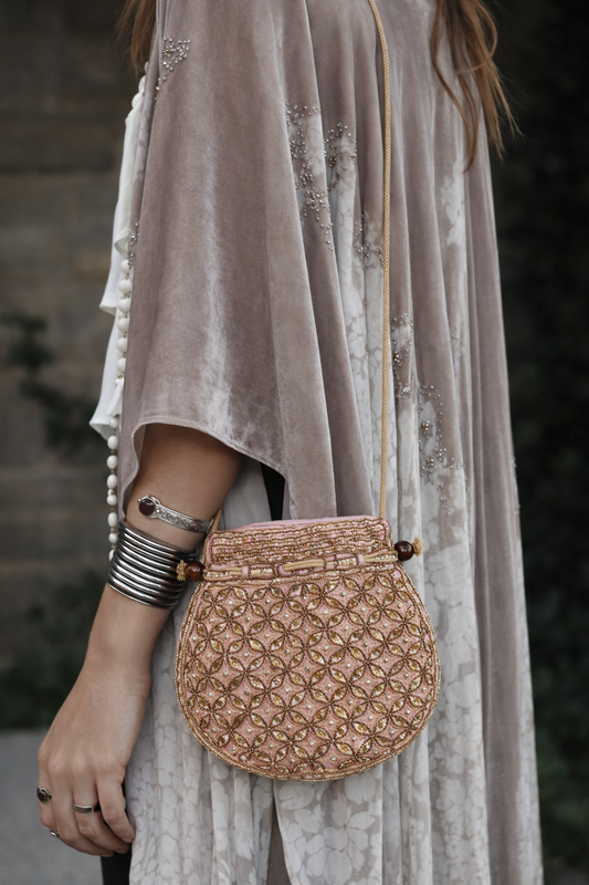 blush honeycomb pouch