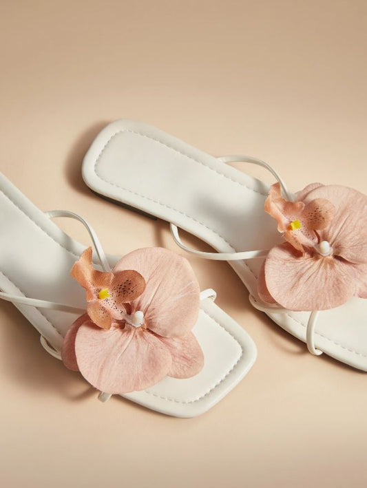 petal walk square-toe slides